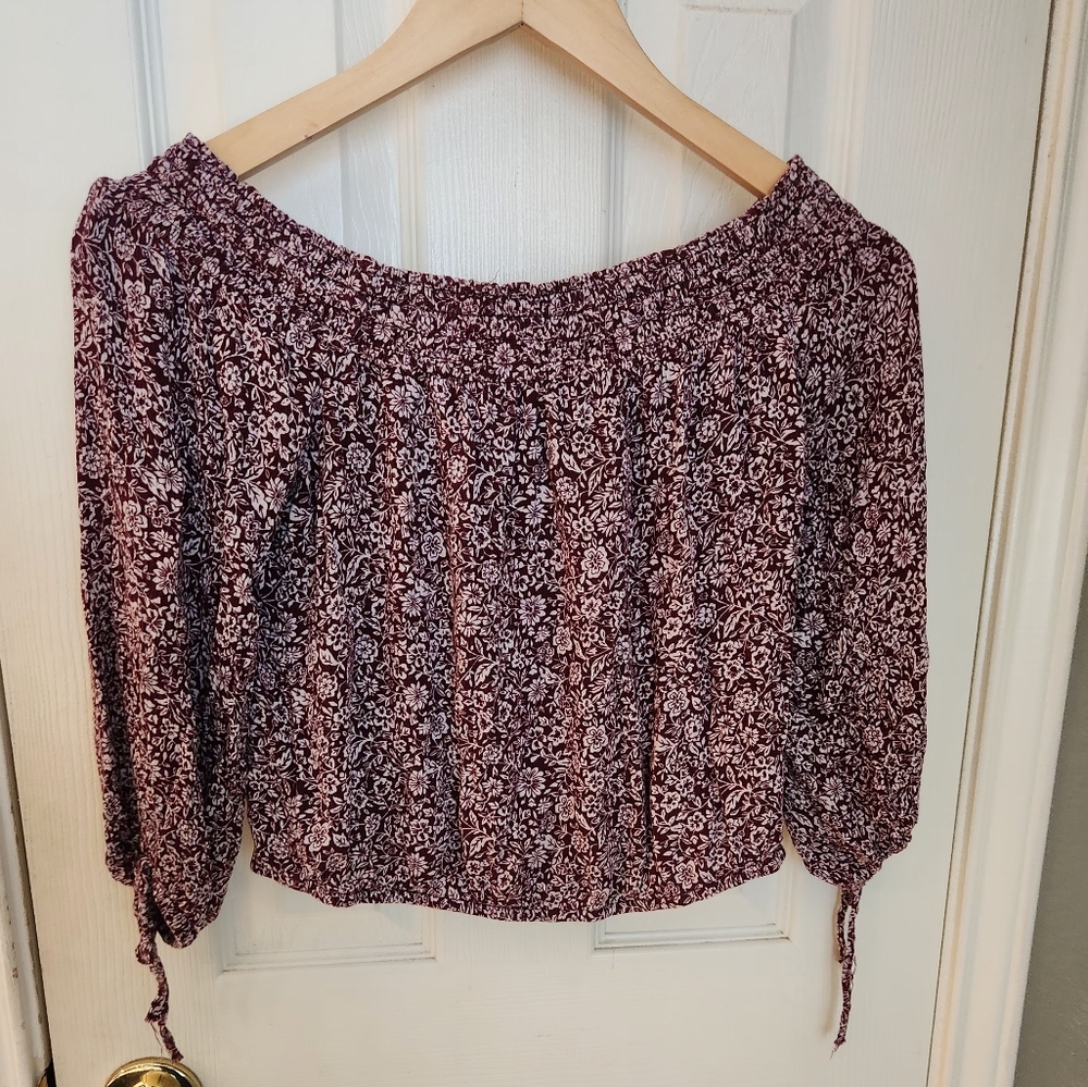 Abercrombie & Fitch Floral Off-Shoulder Cropped Top - Burgundy and White